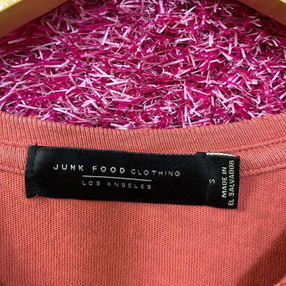 Budweiser World Renowned Classic American Lager T-shirt size Small - Picture 4 of 4